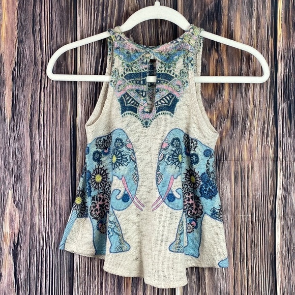 Elephant Print Top - Picture 7 of 13